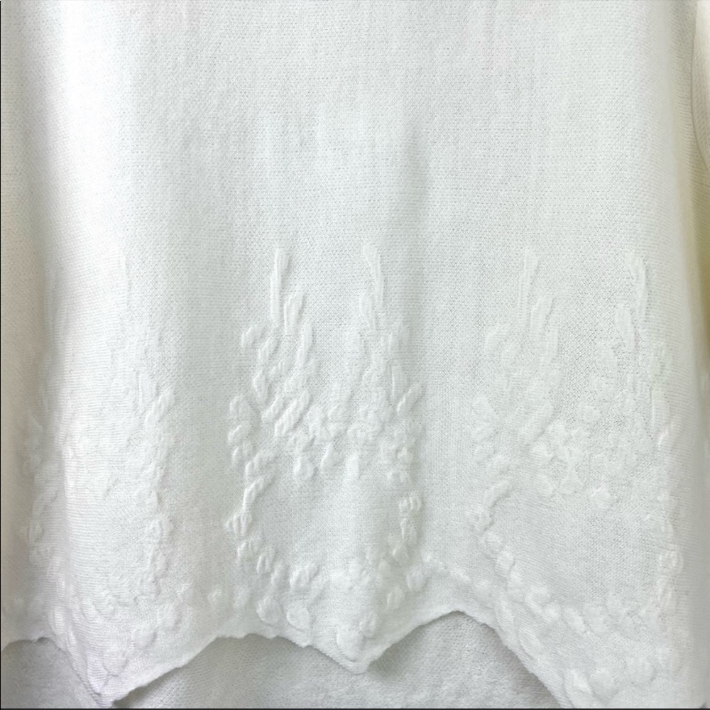 J.O.A. Los Angeles Pointed Hem Embroidered Cream Sweater - Picture 5 of 11